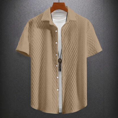 Men's Solid Color Short-Sleeve Knitted Shirt with a Turned-Over Collar