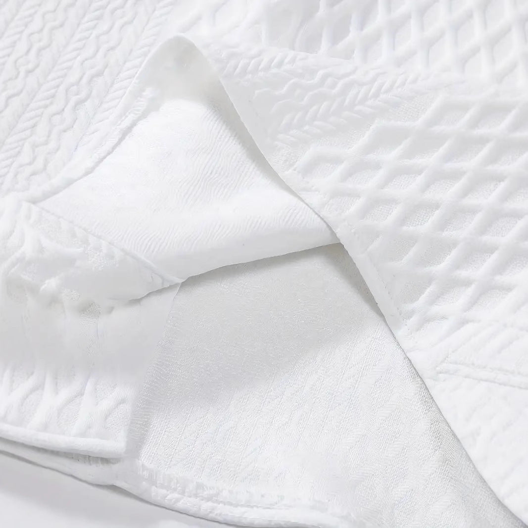 Men's Solid Color Short-Sleeve Knitted Shirt with a Turned-Over Collar