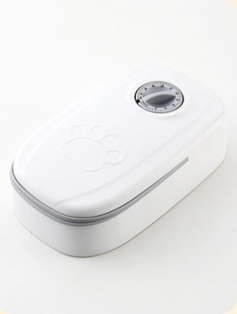 Automatic pet feeder with a smart food dispenser for cats and dogs, featuring a timer, stainless steel bowl, and automatic feeding system. Perfect for pet feeding and supplies.